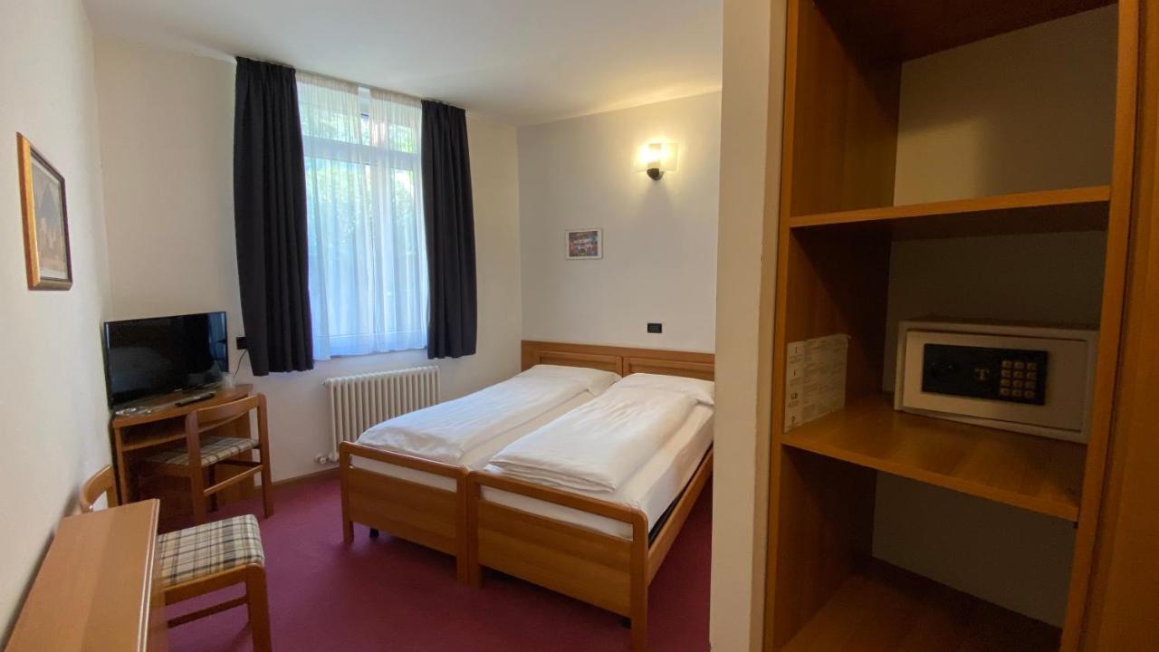 Hotel Alberello Рива-дель-Гарда Экстерьер фото