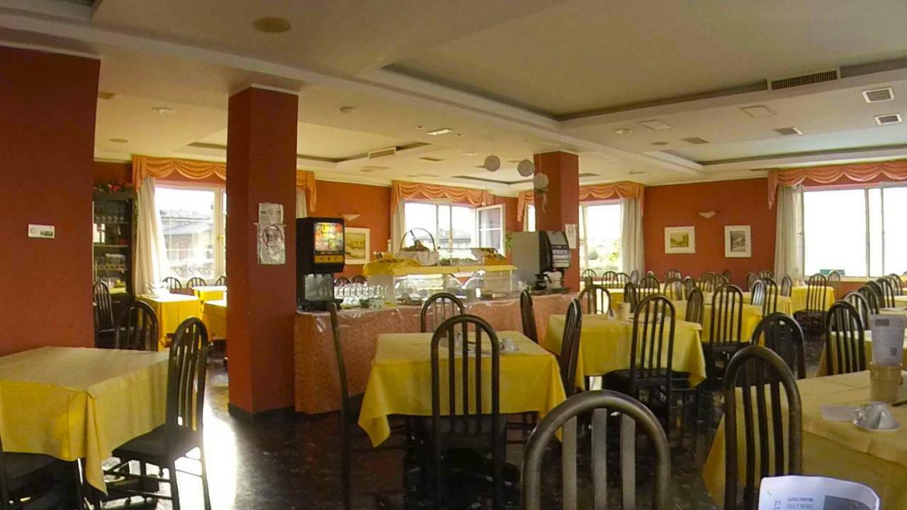 Hotel Alberello Рива-дель-Гарда Экстерьер фото