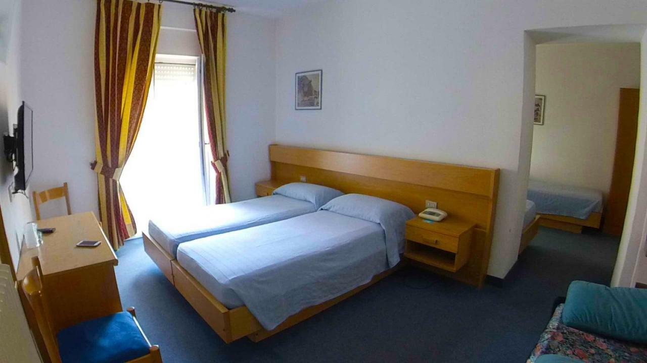 Hotel Alberello Рива-дель-Гарда Экстерьер фото