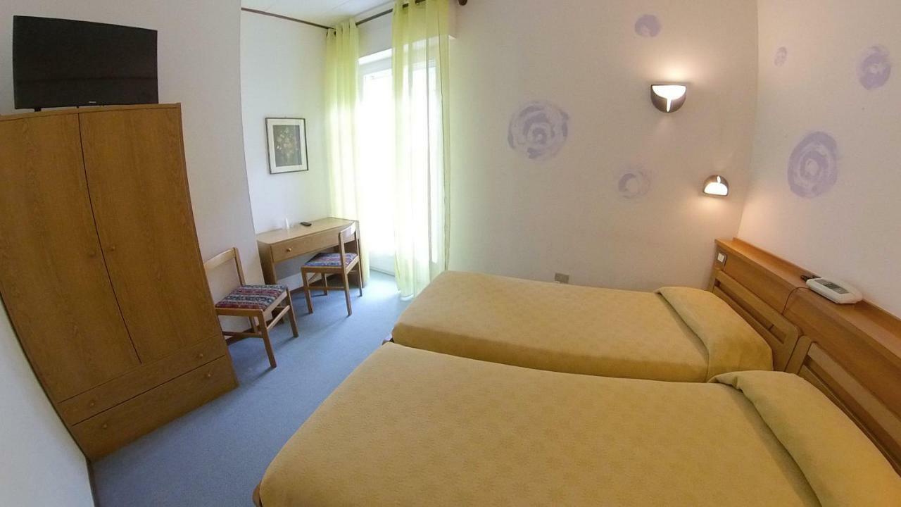 Hotel Alberello Рива-дель-Гарда Экстерьер фото
