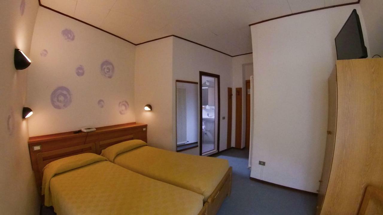 Hotel Alberello Рива-дель-Гарда Экстерьер фото